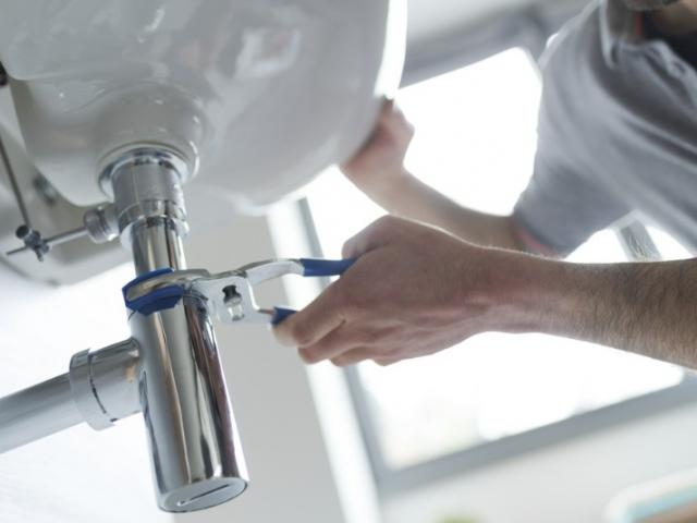 Facture d'eau anormalement élevée : comment détecter l'origine de votre surconsommation ?